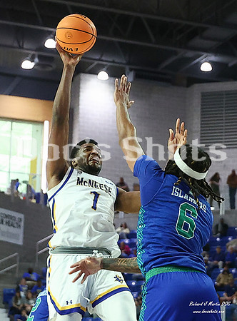 McNeese Cowboys Basketball Game with TAMU-CC 2026