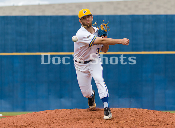 Northwestern St Baseball Game  3 2018