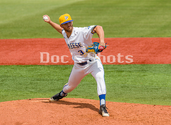 Northwestern St Baseball Game  3 2018