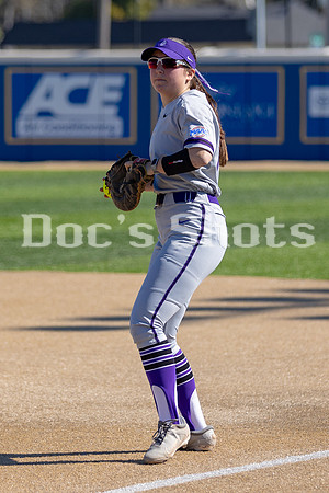 McNeese Cowgirl Softball vs Niagara 2024