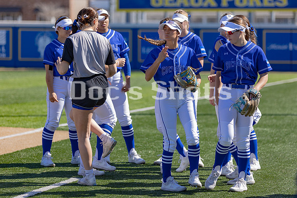 McNeese Cowgirl Softball vs Niagara 2024