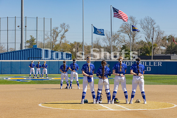 McNeese Cowgirl Softball vs Niagara 2024