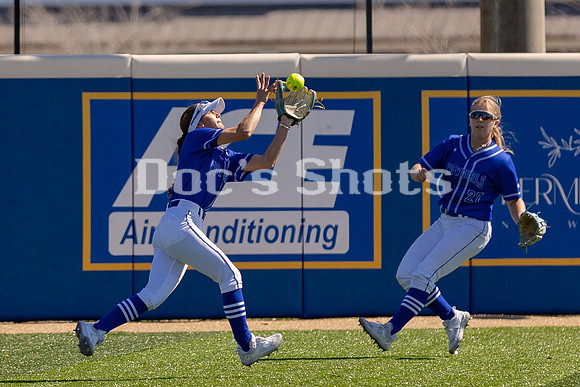 McNeese Cowgirl Softball vs Niagara 2024