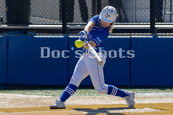 McNeese Cowgirl Softball vs Niagara 2024