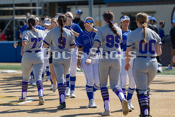 McNeese Cowgirl Softball vs Niagara 2024