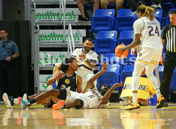 McNeese Cowboys Basketball Game with ETAMU 2025